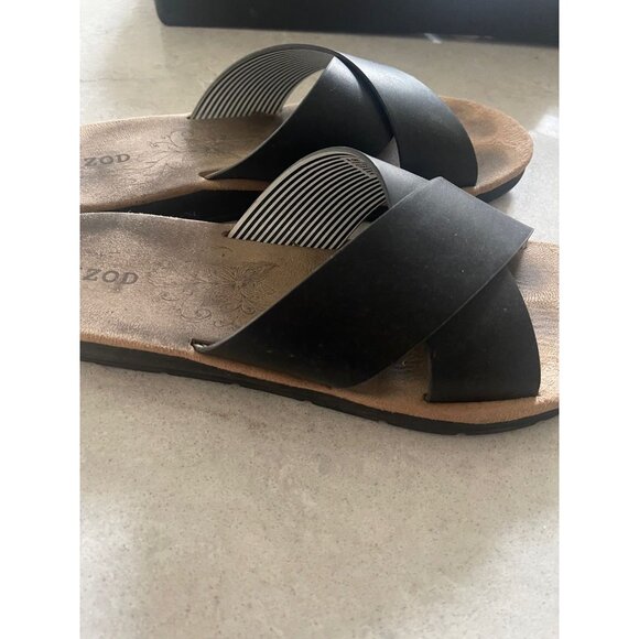 Izod black leather slip on slides Sandals Sz 8.5 - Picture 1 of 4